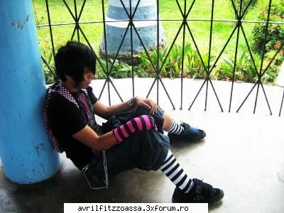 ^^^Pics with emo^^^ - *Freaky* - About emo