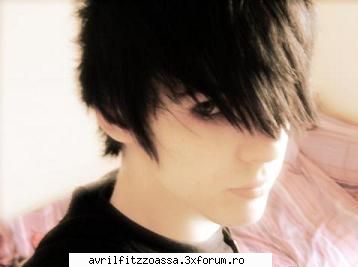 ^^^Pics with emo^^^ - *Freaky* - About emo