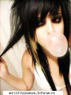 ^^^Pics with emo^^^ - *Freaky* - About emo