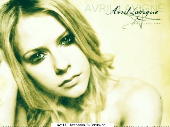 Poze cu Avril - *Freaky* - About Avril Lavigne