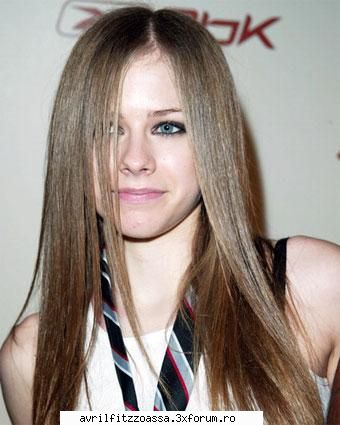 Poze cu Avril - *Freaky* - About Avril Lavigne