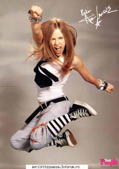 Poze cu Avril - *Freaky* - About Avril Lavigne