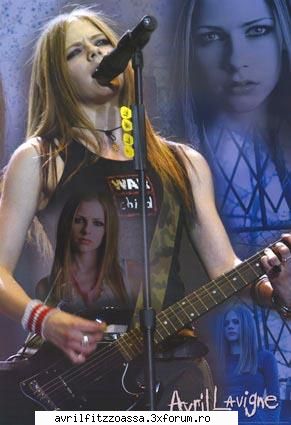 Poze cu Avril - *Freaky* - About Avril Lavigne
