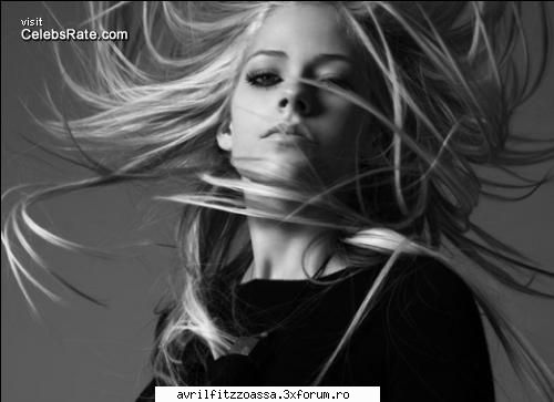 Poze cu Avril - *Freaky* - About Avril Lavigne