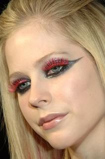 Poze cu Avril - Avril1012 - About Avril Lavigne